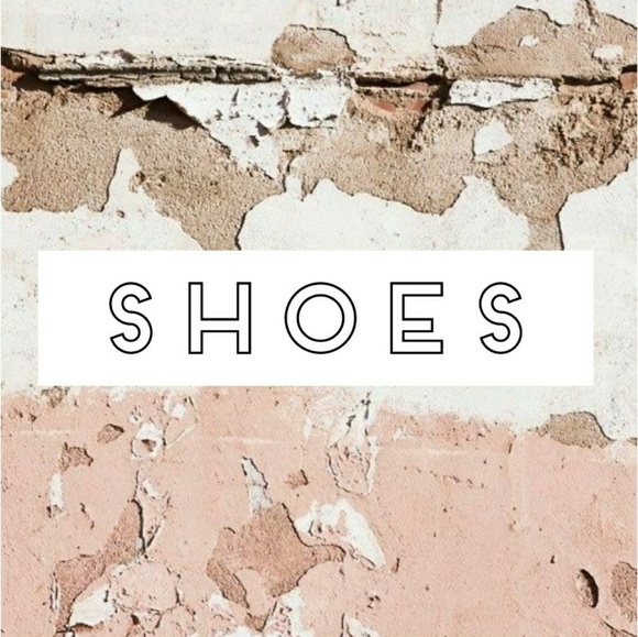 Shoes - Picture 2 of 3